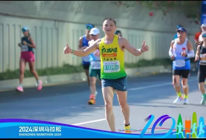 日東科技助力廣工大跑團(tuán)競(jìng)跑深圳馬拉松，共享綠色健康生活！